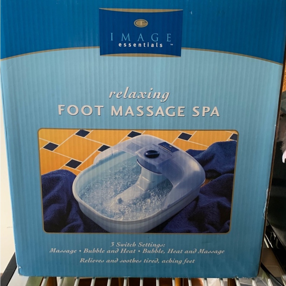 Massaging foot spa bath with original box